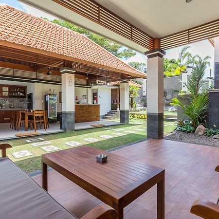 Soki Villa Canggu Екстериор снимка
